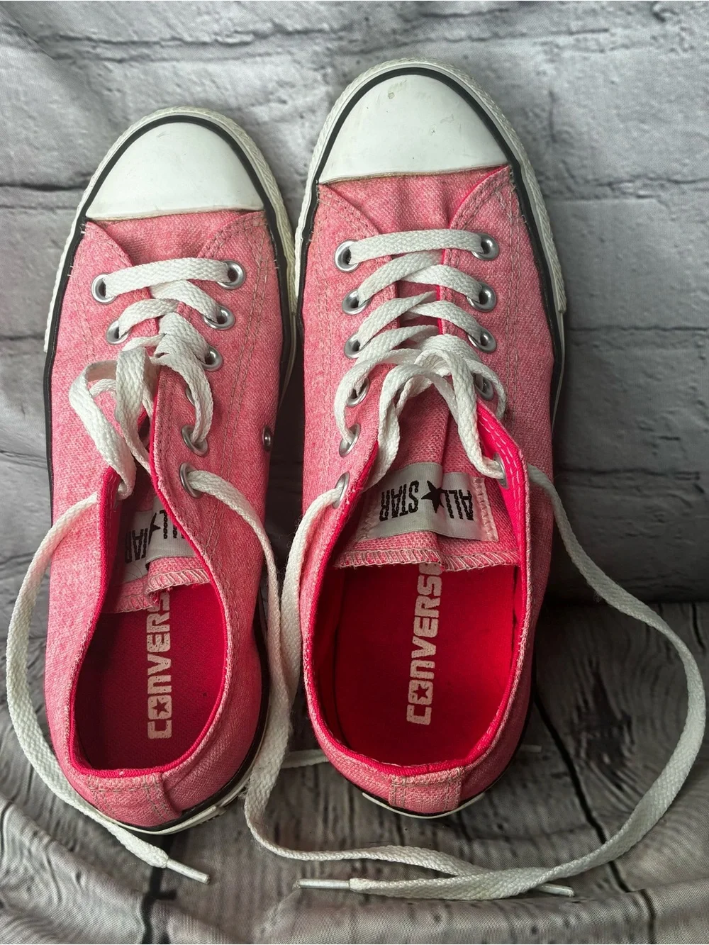 Converse Chuck Taylor All Star Dollcore Barbie Pink Canvas Low Top Sneakers M5W7